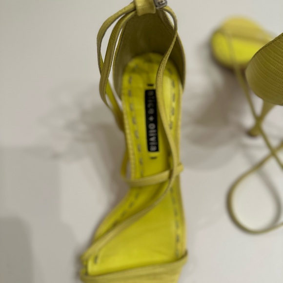 Alice and Olivia Neon Yellow Strappy Heels in Neon Yellow.|Green In Size 8.5 - Picture 5 of 11
